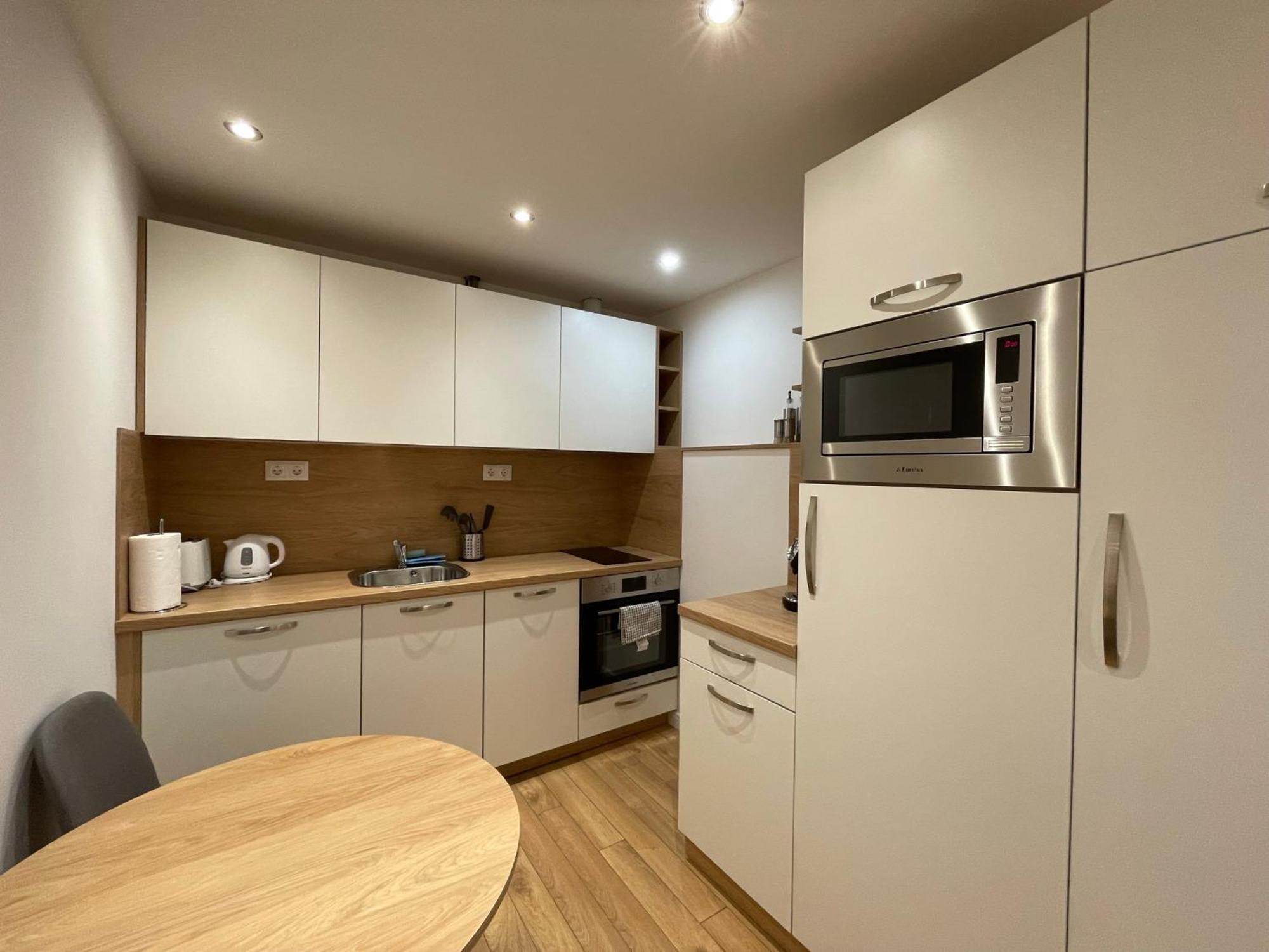 Prime At 92 Antim I Street *